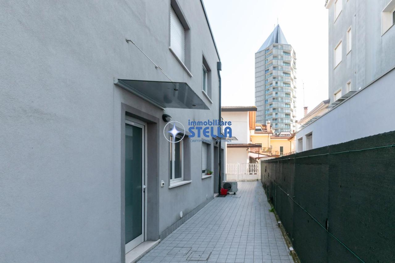 Condominio Milan Лідо-ді-Єзоло Екстер'єр фото